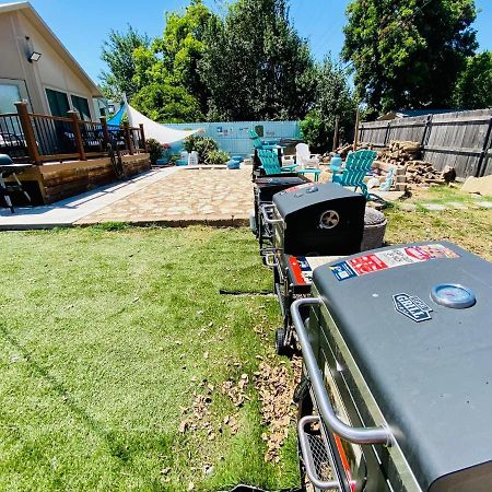 לאוטון 1 Mile To Fort Sill! The Carolebelle Cottage Sleeps 8 With Hottub,Grills,Firepit מראה חיצוני תמונה
