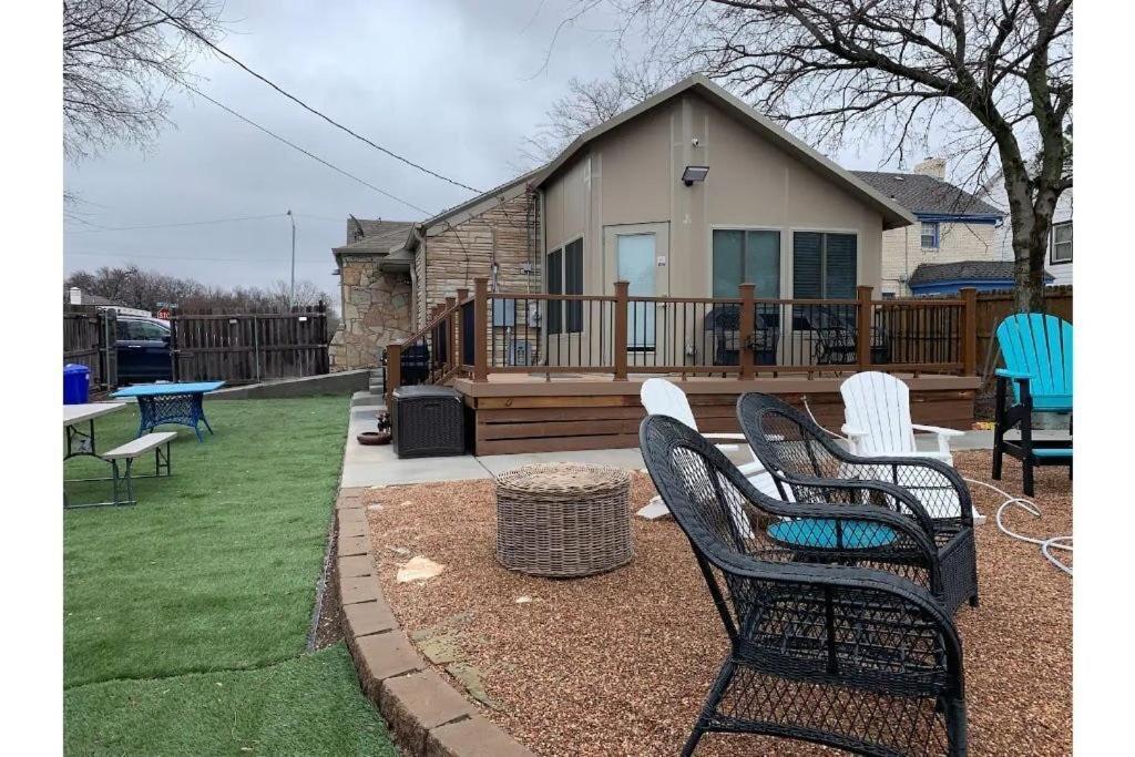 לאוטון 1 Mile To Fort Sill! The Carolebelle Cottage Sleeps 8 With Hottub,Grills,Firepit מראה חיצוני תמונה