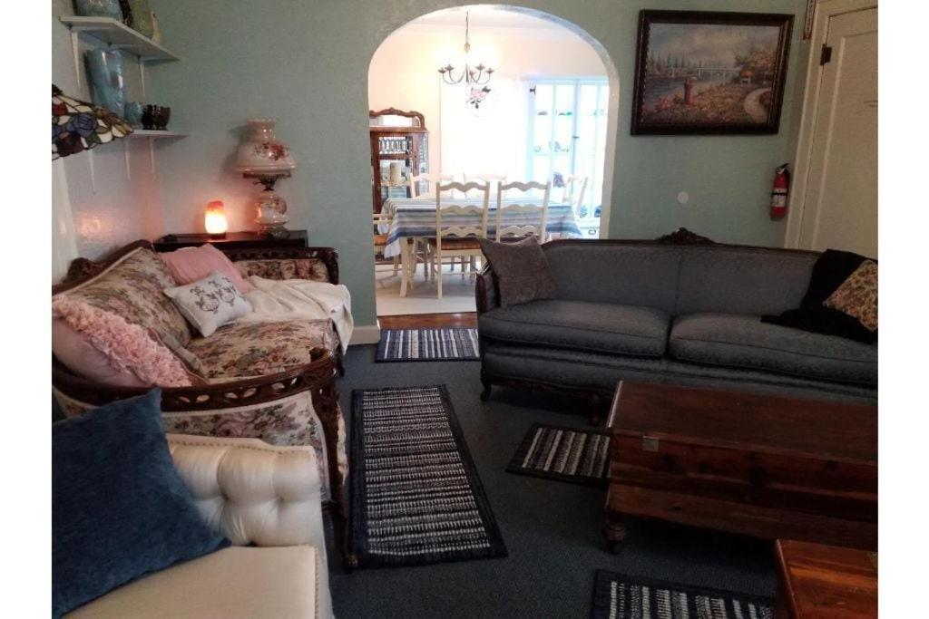 לאוטון 1 Mile To Fort Sill! The Carolebelle Cottage Sleeps 8 With Hottub,Grills,Firepit מראה חיצוני תמונה
