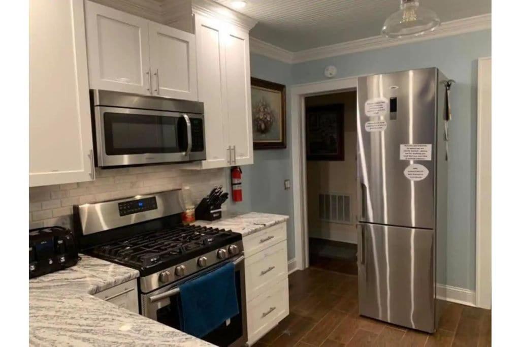 לאוטון 1 Mile To Fort Sill! The Carolebelle Cottage Sleeps 8 With Hottub,Grills,Firepit מראה חיצוני תמונה
