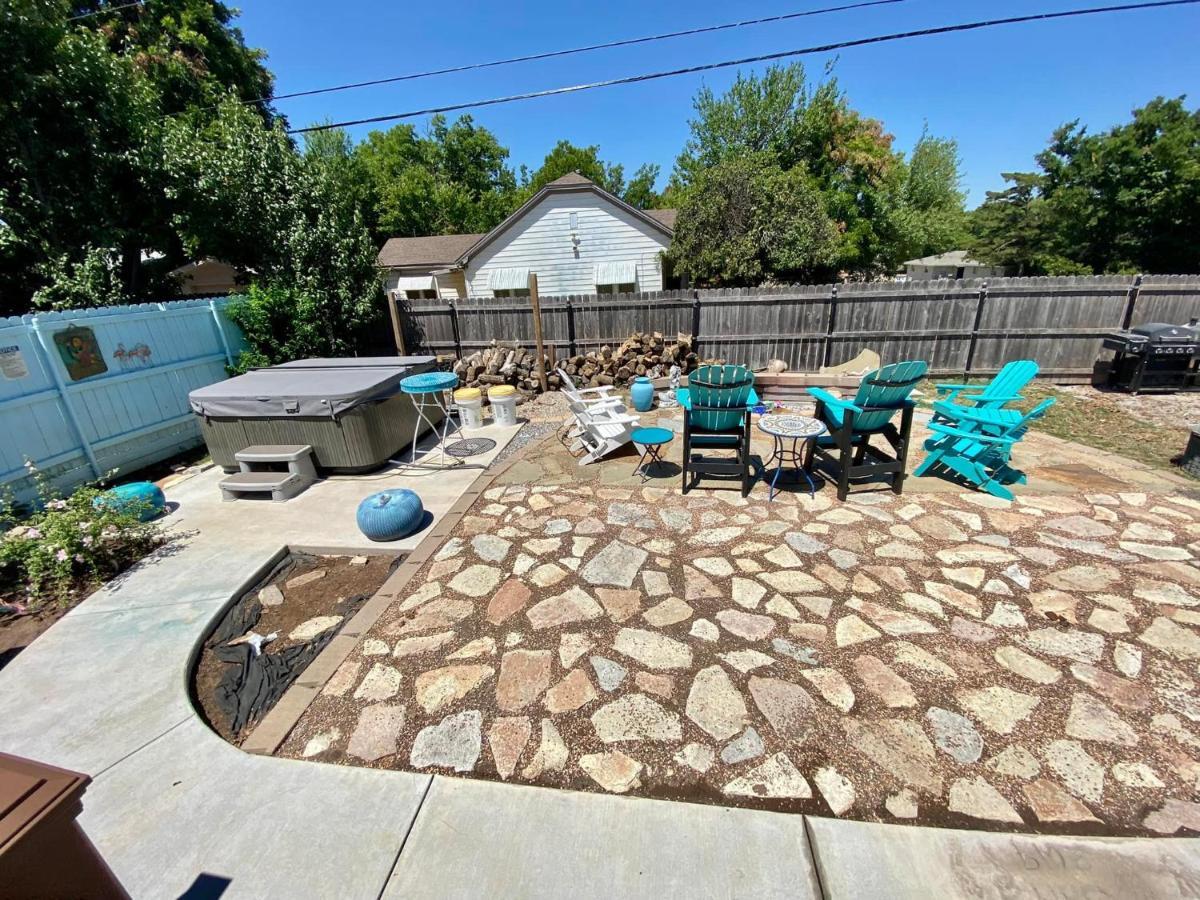 לאוטון 1 Mile To Fort Sill! The Carolebelle Cottage Sleeps 8 With Hottub,Grills,Firepit מראה חיצוני תמונה
